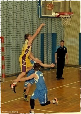 b_280_396_16777215_0_0_images_wisla_kadet_2.jpg